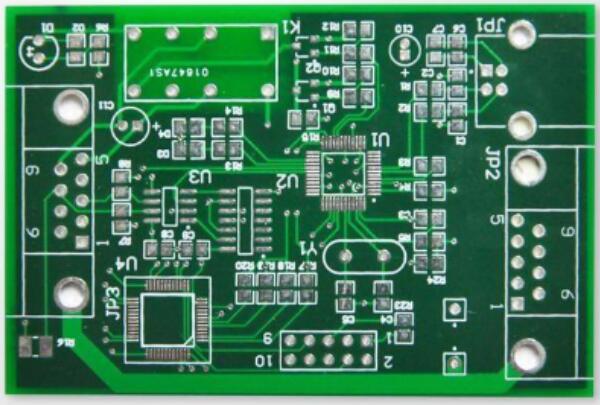 線路板廠介紹PCB過孔蓋油和開窗的知識