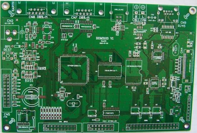 在pcb生產中過孔蓋油與塞孔的區別知識