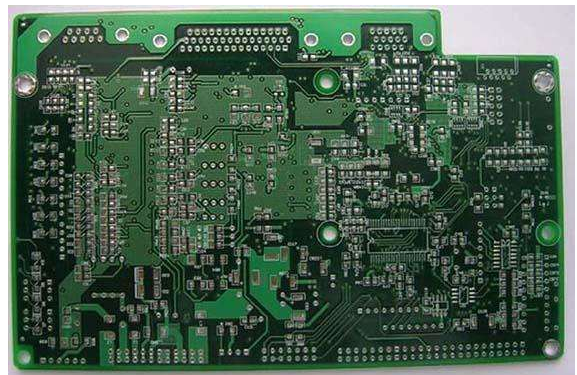 多層PCB板做過孔塞油需注意些什么